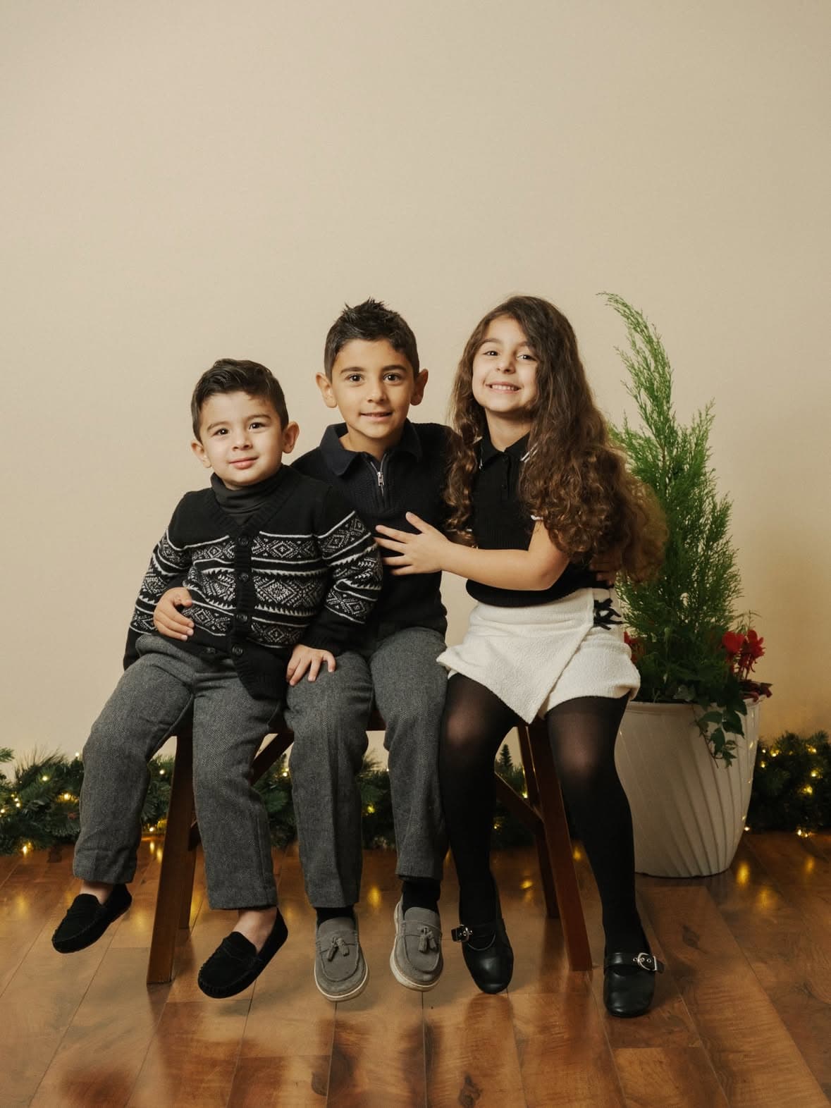 In-studio Christmas mini session — portrait photography by Steven Lelham in Studio